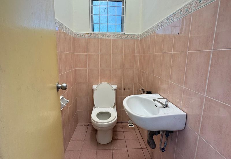 Taman Seri Borneo | 2 Storey Terrace | Iramanis | Kota Kinabalu | Sabah For Rent