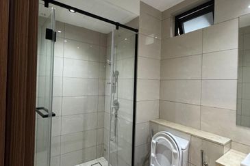 Jesselton Twin Towers