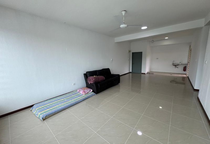 JING YUEN CONDOMINIUM