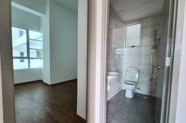 1 Sulaman Platinum Condominium | Corner | UMS | 1 Borneo | Kota Kinabalu | Sabah For Sale