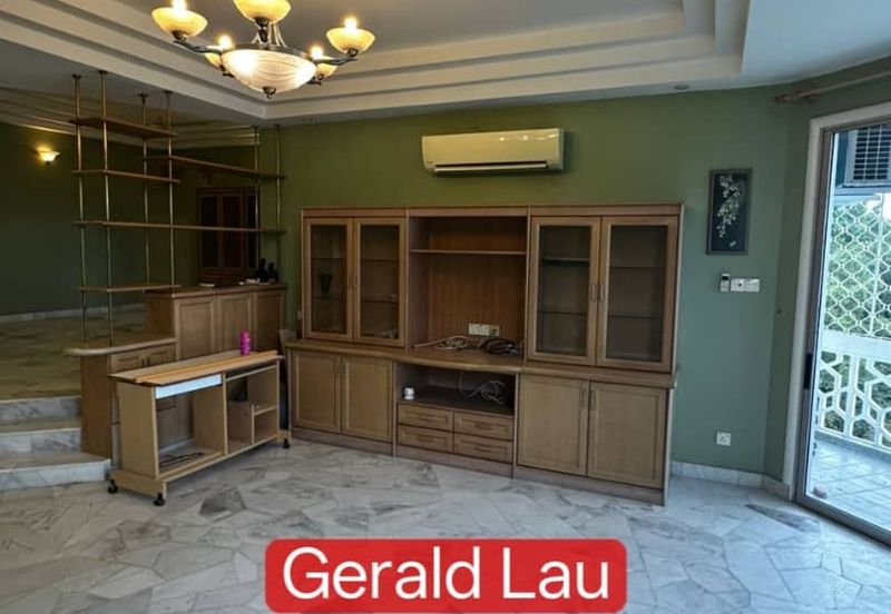 COLONNADE CONDOMINIUM