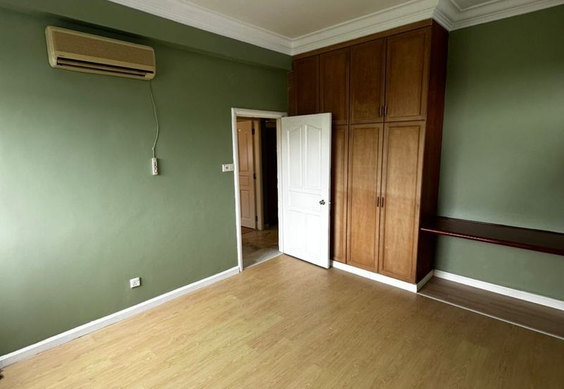 COLONNADE CONDOMINIUM