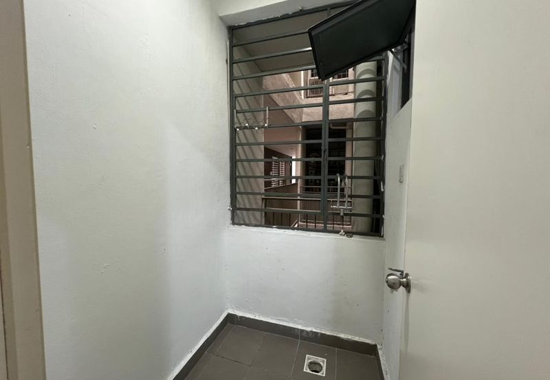 Lido Four Seasons Residence