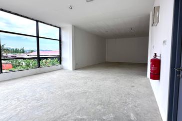 I Park | Light industrial detached warehouse | 2 Storey Corner | Penampang | Sabah For Rent or For Sale