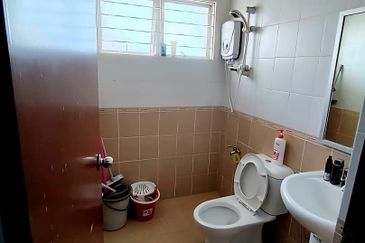 CL99 Taman Hing Park | Semi D | Plaza 333 | Penampang | Sabah For Sale