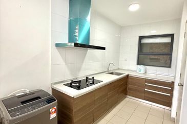 Raja Udang Kingfisher | Bungalow | Kingfisher | UMS | Kota Kinabalu | Sabah For Sale