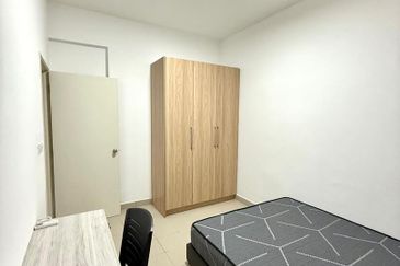 Raja Udang Kingfisher | Bungalow | Kingfisher | UMS | Kota Kinabalu | Sabah For Sale