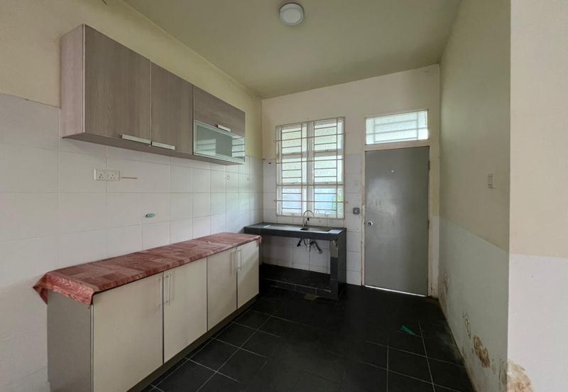 ALAM PUTERI (PRINCESS HEIGHT)