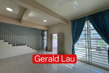 ALAM PUTERI (PRINCESS HEIGHT)