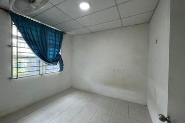 ALAM PUTERI (PRINCESS HEIGHT)