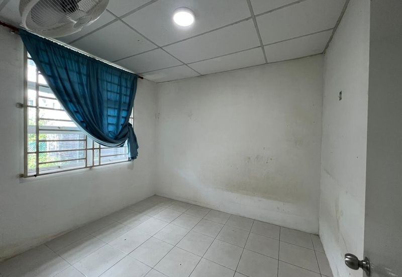 ALAM PUTERI (PRINCESS HEIGHT)