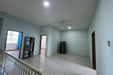 ALAM PUTERI (PRINCESS HEIGHT)