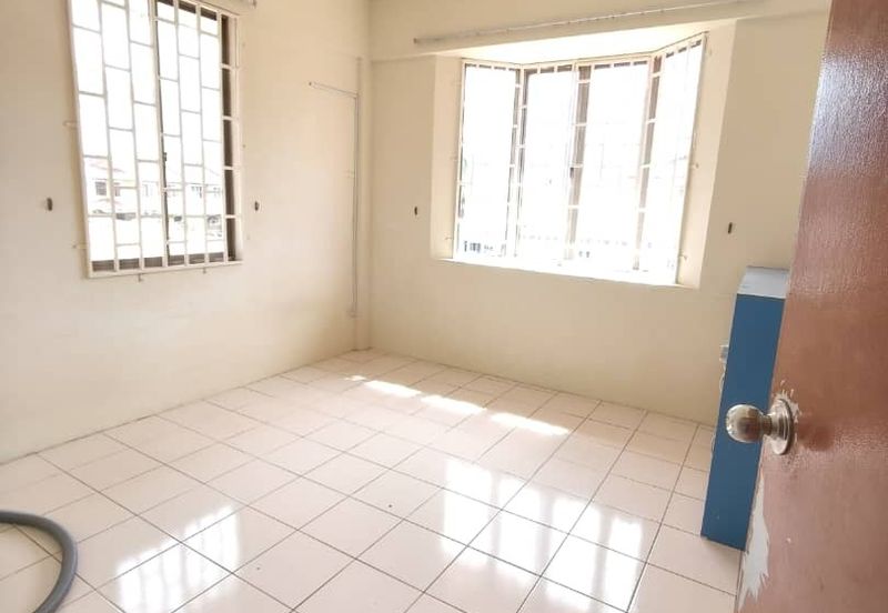 Taman Grand Millenium