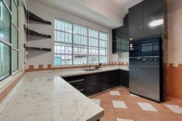 Kiansom Country Height