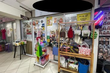  Shop-lot in Central Shopping Plaza | Jalan Banjaran | KK | Sabah For Sale