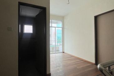 TAMAN BUKIT HIJAU (GREEN HILL PARK)