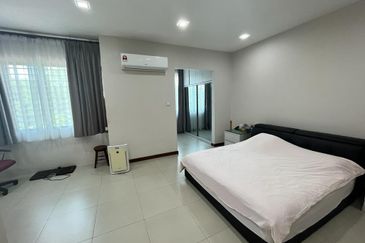 CL99 Kingfisher Park Phase 4 Semi-D House ( Fully Furnished) For Sale