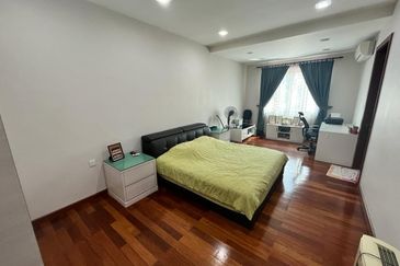 CL99 Kingfisher Park Phase 4 Semi-D House ( Fully Furnished) For Sale