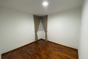 JADE RESIDENCE CONDOMINIUM