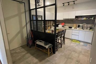 Maya Condominium Block B (Fully Furnished) (3R2B) | Likas | KK | Sabah For Sale