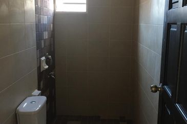 CL999 1 Sulaman 2.5 Storey Semi D House| Menggatal | UMS | 1 Borneo | KK For Sale