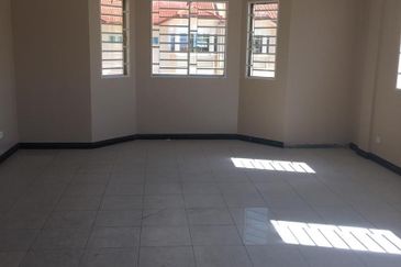 CL999 1 Sulaman 2.5 Storey Semi D House| Menggatal | UMS | 1 Borneo | KK For Sale