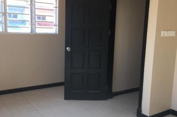 CL999 1 Sulaman 2.5 Storey Semi D House| Menggatal | UMS | 1 Borneo | KK For Sale