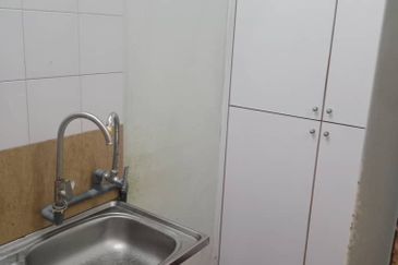 Beverly Hills Plaza | Office | Bundusan | Donggongon | Penampang | KK | Sabah For Sale