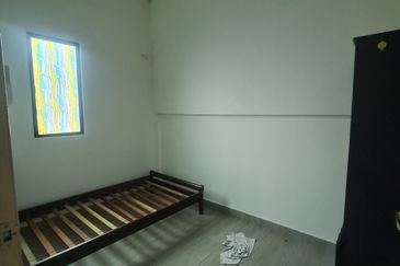 TAMAN BUKIT HIJAU (GREEN HILL PARK)