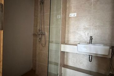 ONE JESSELTON CONDOMINIUM