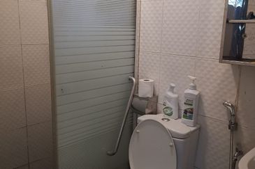 University Prime Condominium