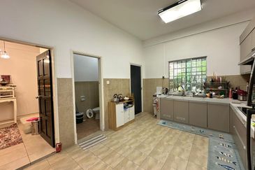 CL99 Taman Kingfisher Sulaman | UMS | 1 Borneo | Kota Kinabalu | Sabah For Sale