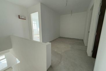 Taman Pertama 2 Storey Intermediate | NewUnit | Donggongon | Penampang | Sabah For Sale