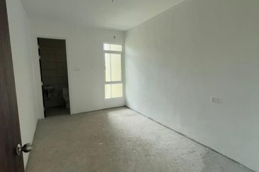 Taman Pertama 2 Storey Intermediate | NewUnit | Donggongon | Penampang | Sabah For Sale