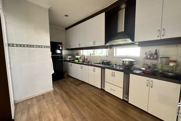 CL999 Taman Shangrila | Large Living Space | Seaview | Kota Kinabalu | Sabah For Sale