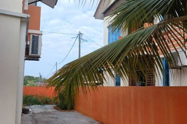 Taman Teluk Air Tawar Indah