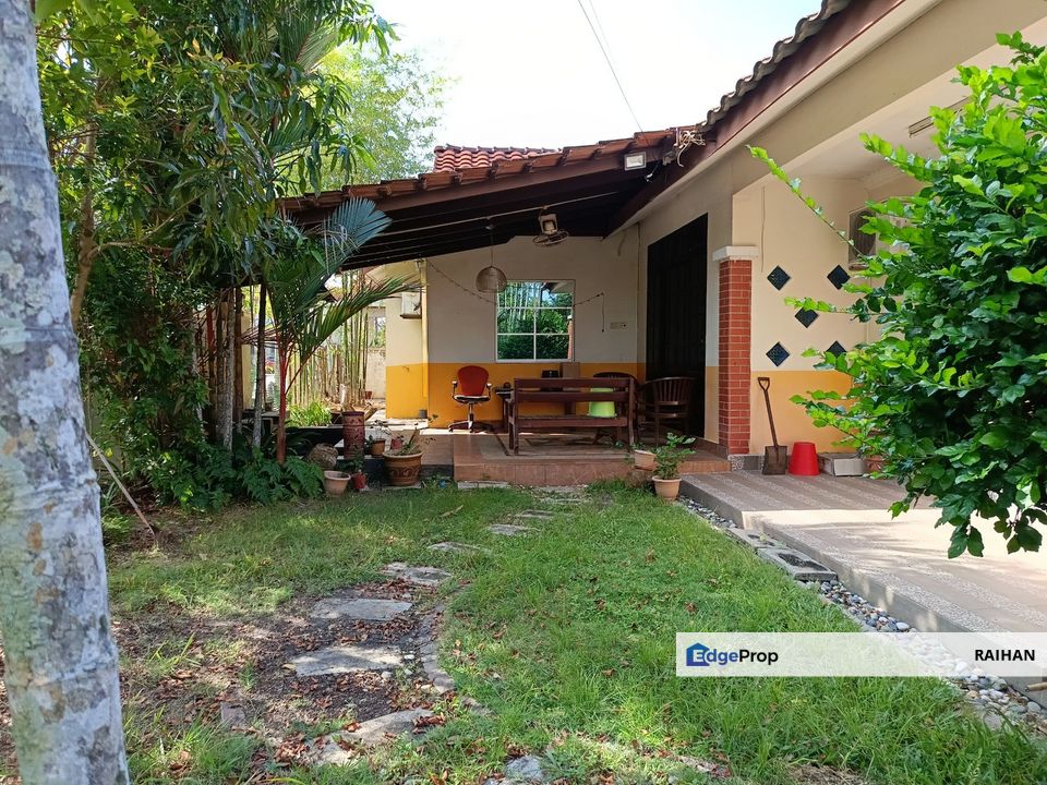 Taman Bertam Permai Bertam Penang Renovated Fully Furnished Corner Lot Semi D , Penang, Bertam