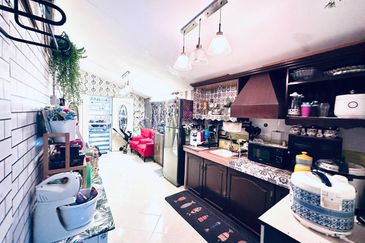 Taman Kenari Indah Sungai Petani Kedah Fully Renovated Semi D Harga Nego 