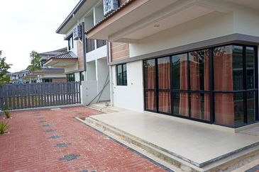 Nusa Cinta@Setia Fontaines