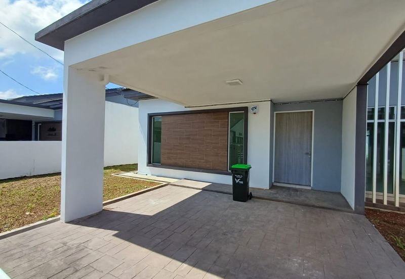 YARRA PARK WESTFIELD