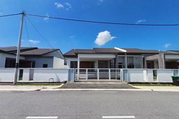 YARRA PARK WESTFIELD