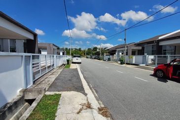 YARRA PARK WESTFIELD