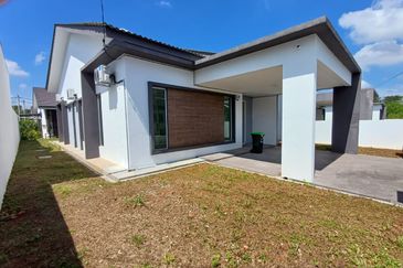 YARRA PARK WESTFIELD