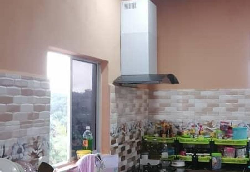 Tanah Dusun Banyak Pokok Buah dan Banglo Geran Individu Tepi Jalan Besar 