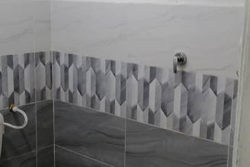 Tanah Dusun Banyak Pokok Buah dan Banglo Geran Individu Tepi Jalan Besar 