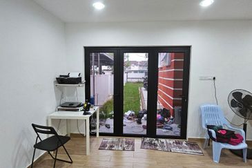 Taman Seri Putera Nibong Tebal Renovated Non Bumi Semi D Beside Playground Price Nego