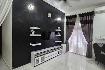 Taman Seri Putera Nibong Tebal Renovated Non Bumi Semi D Beside Playground Price Nego