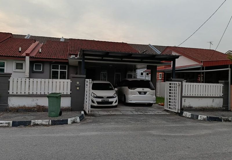 Taman Seri Putera Nibong Tebal Renovated Non Bumi Semi D Beside Playground Price Nego