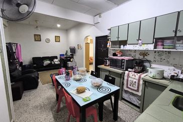 Taman Beringin Kulim Kedah Non Bumi Renovated Semi D 