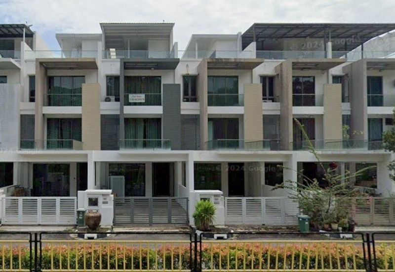 Raffles Residence 199